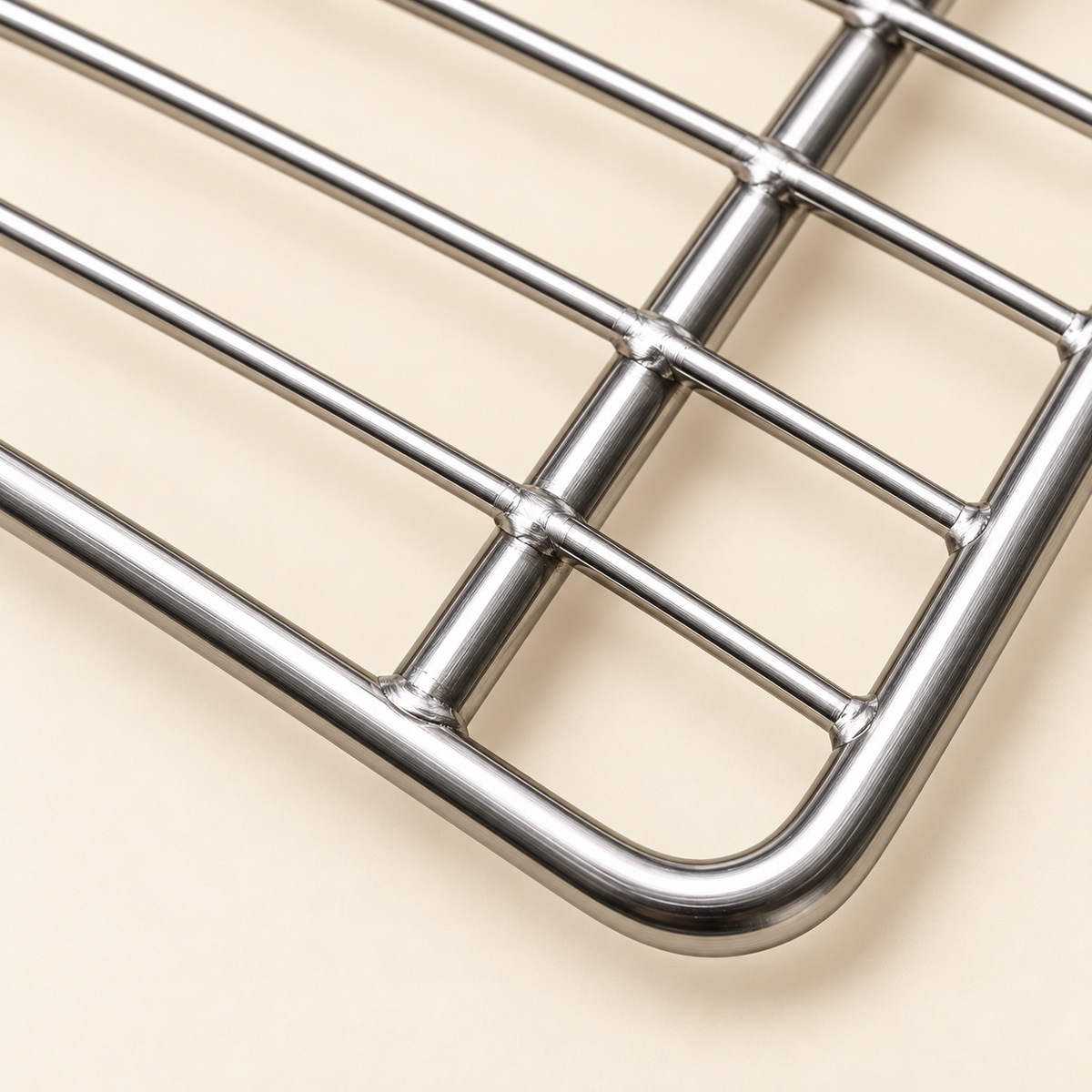 Rectangular Wire Grill Grate — detail — product illustration